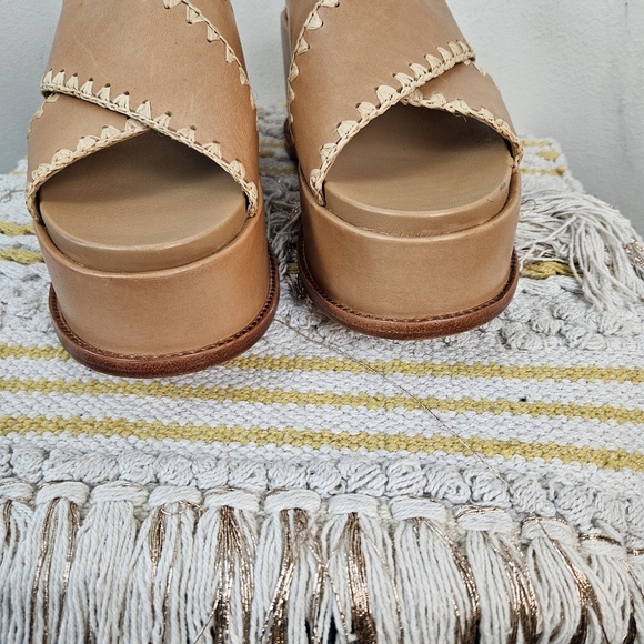 LOEFFLER RANDALL Mae Cross Strap Platform Sandals with Crochet Stitch Size 9B - Picture 12 of 12